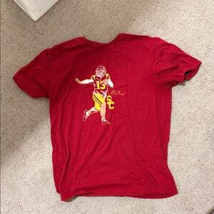 Caleb Williams USC Heisman T Shirt Large
Red Graphic Tee